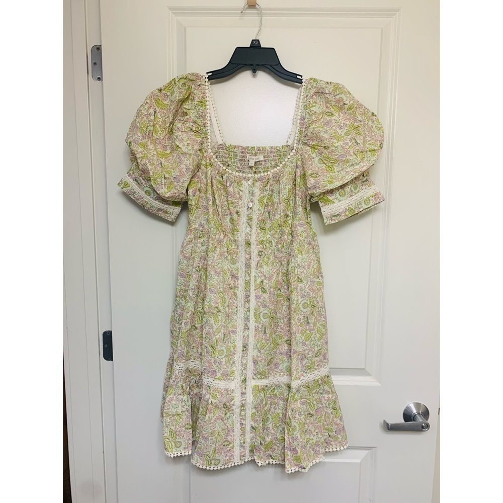 Love the label puff sleeve baby doll dress